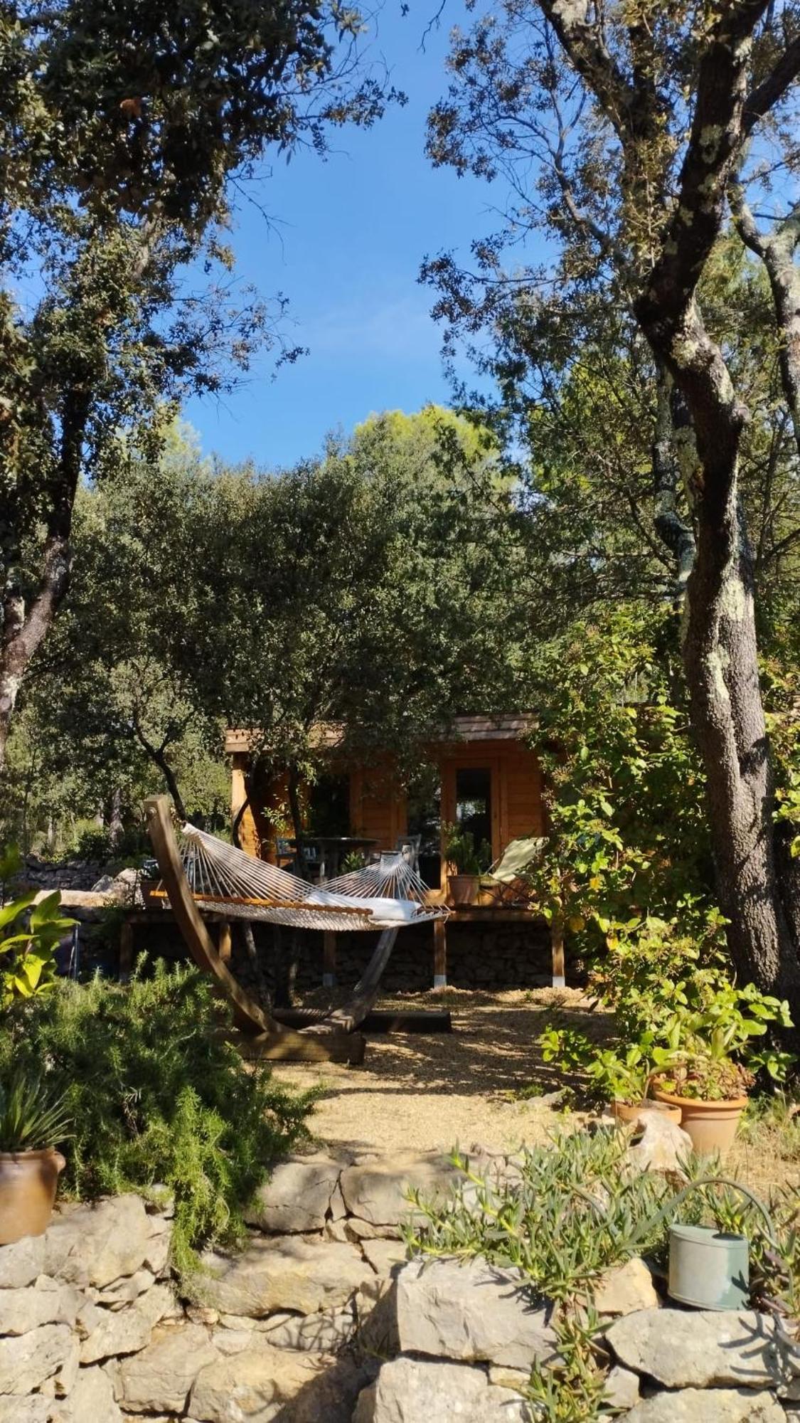 La Bergerie Des Colles Bed & Breakfast Entrecasteaux Exterior photo