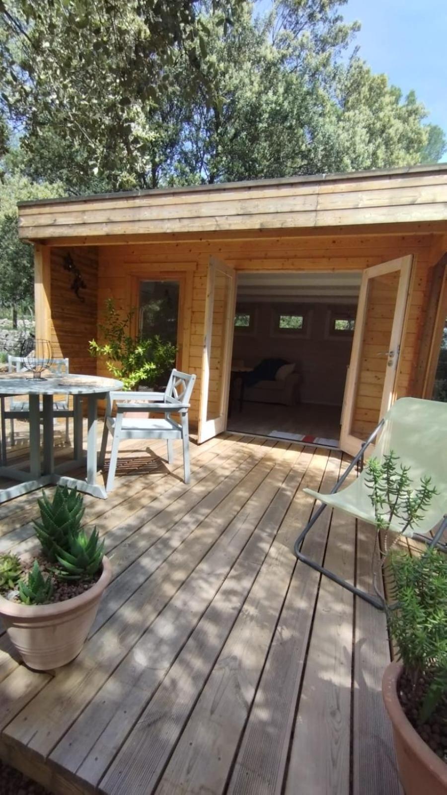 La Bergerie Des Colles Bed & Breakfast Entrecasteaux Exterior photo