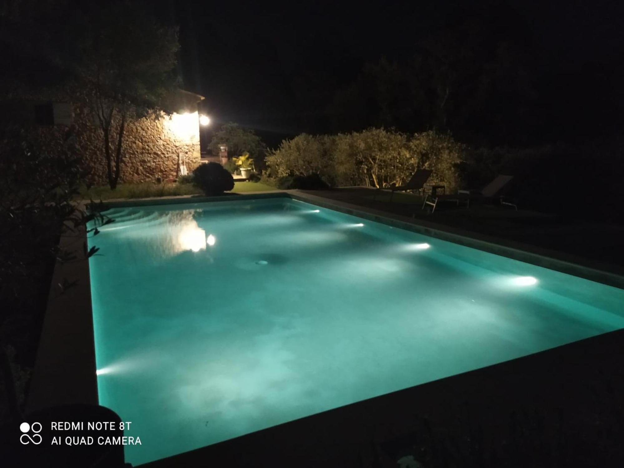 La Bergerie Des Colles Bed & Breakfast Entrecasteaux Exterior photo